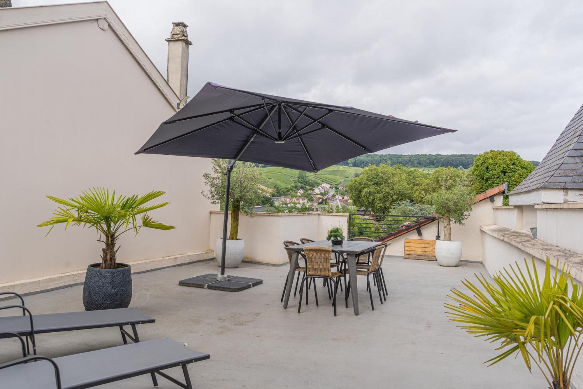 Terrasse 86 - Terrasse & Climatisation - 4-6 Personnes - Bnb Epernay Exterior photo